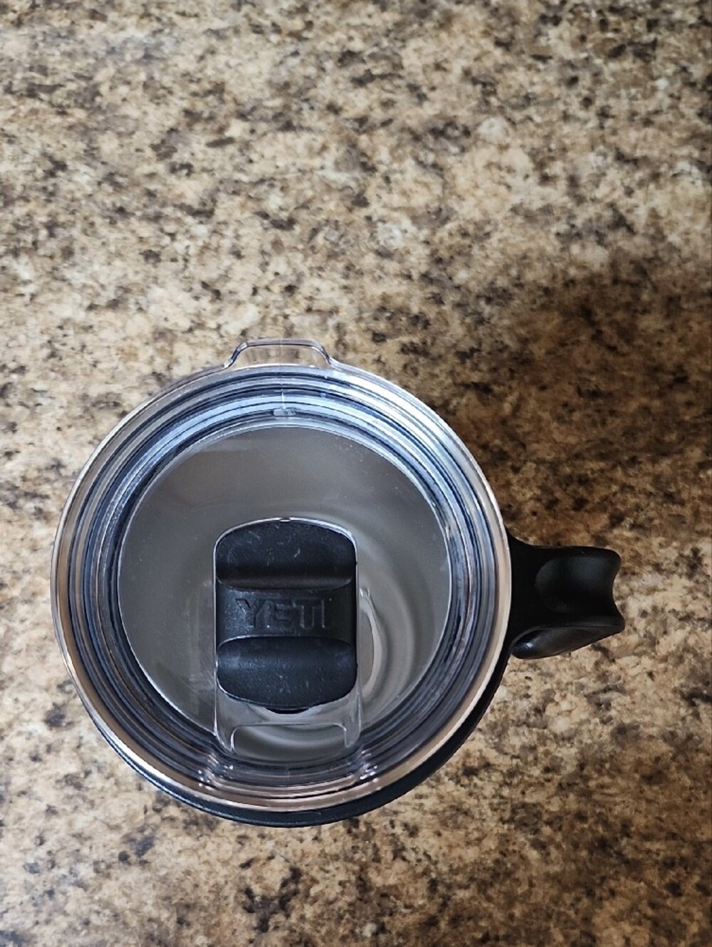 YETI Tumbler with Handle - 30 oz - Picture 3 of 6